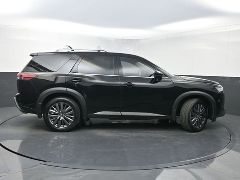 Used 2024 Nissan Pathfinder SL w/ SL Premium Package image 46