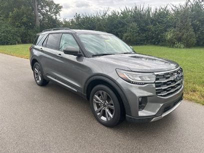 Used 2025 Ford Explorer Active w/ Active Comfort Package