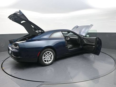 Used 2025 Dodge Charger Daytona R/T w/ Sun & Sound Package AWD/4WD image 34