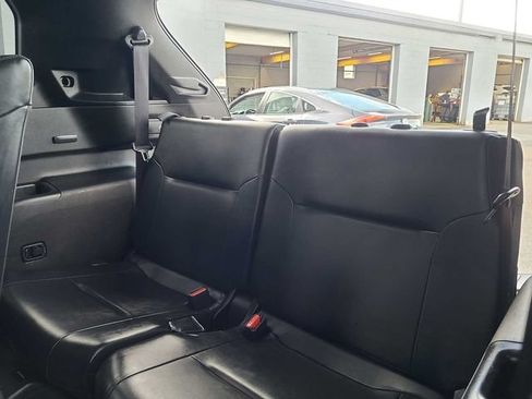 Used 2023 Mitsubishi Outlander SE AWD/4WD image 27