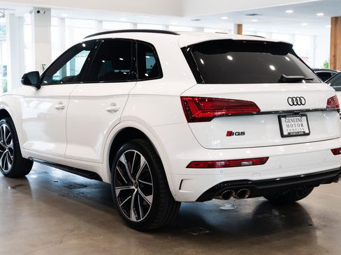 Used 2022 Audi SQ5 Premium Plus w/ Premium Plus Package image 6