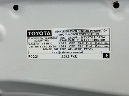 Used 2022 Toyota Sienna XSE w/ XSE Plus Package FWD image 23