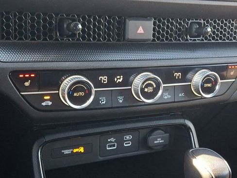 Used 2024 Honda CR-V Sport image 17