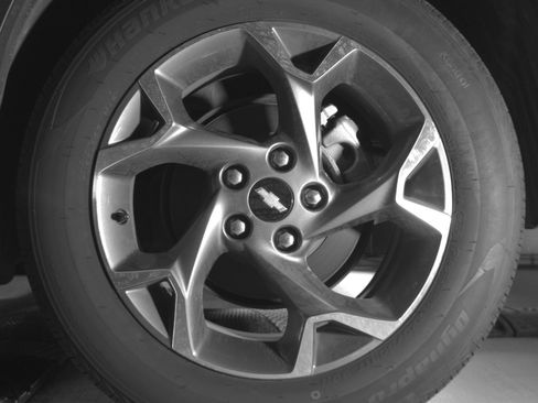 Used 2025 Chevrolet Trax LT w/ LT Convenience Package FWD image 14