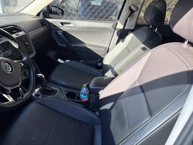 Used 2019 Volkswagen Tiguan SE w/ Panoramic Sunroof Package FWD image 7