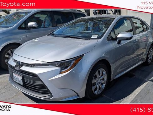 Used 2025 Toyota Corolla LE FWD image 1