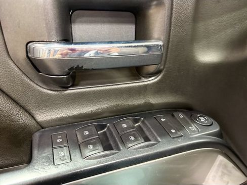 Used 2017 Chevrolet Silverado 1500 LT w/ All Star Edition AWD/4WD image 18