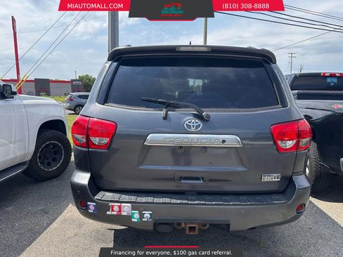 Used 2015 Toyota Sequoia Platinum image 5