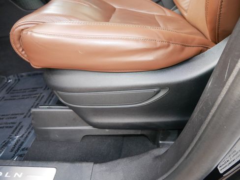 Used 2022 Lincoln Aviator Reserve w/ Equipment Group 201A image 18