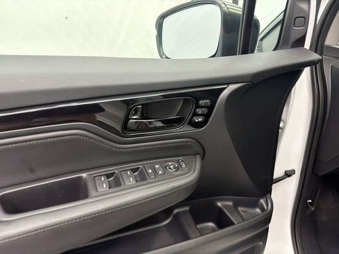 Used 2022 Honda Odyssey Touring image 12