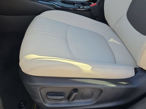 New 2026 Toyota Corolla XLE FWD image 25