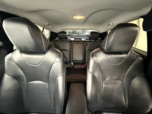 Used 2021 Toyota Prius Prime Limited w/ Carpet Mat Package (TMS) image 27