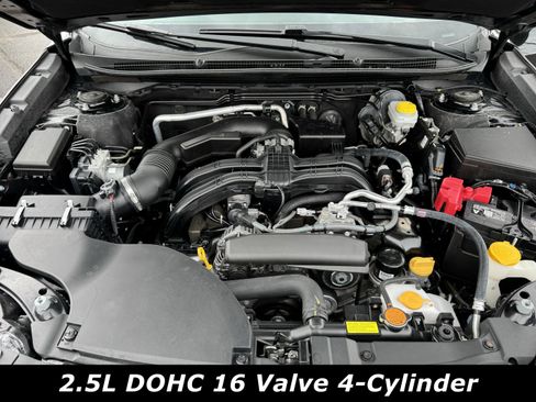 Used 2025 Subaru Outback Onyx Edition image 12