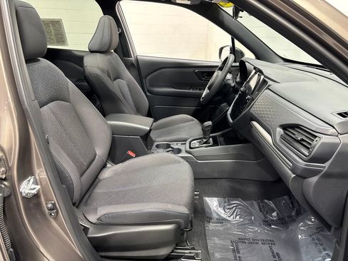 Used 2025 Subaru Forester Premium AWD/4WD image 11