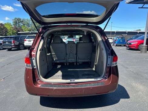 Used 2016 Honda Odyssey Touring image 11