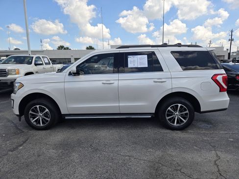 Used 2018 Ford Expedition XLT w/ Equipment Group 202A RWD image 5