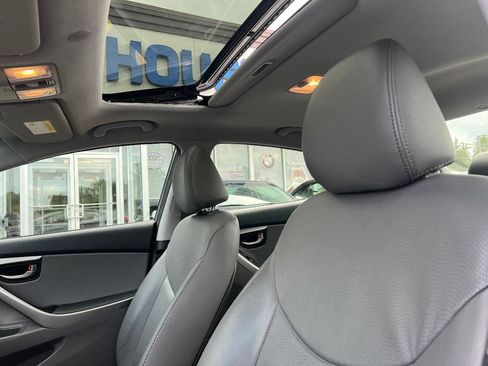 Used 2013 Hyundai Elantra Limited w/ Technology Pkg FWD image 16