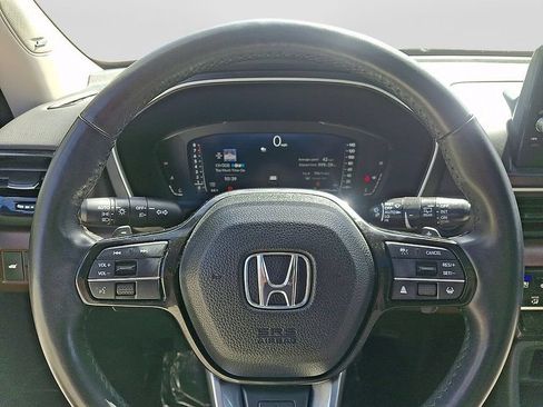 Used 2023 Honda Pilot Elite image 20