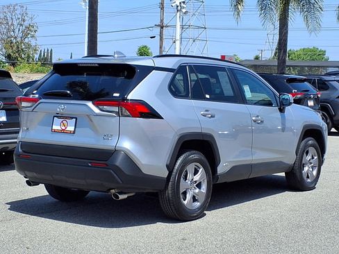 Certified 2025 Toyota RAV4 XLE AWD/4WD image 4