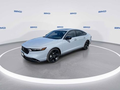 Used 2024 Honda Accord Sport image 4