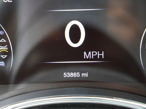 Certified 2021 Jeep Grand Cherokee Limited w/ Premium Lighting Group image 37