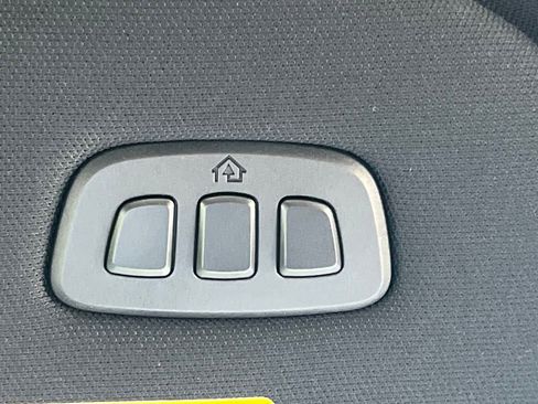 New 2025 Ford F350 Lariat w/ Lariat Ultimate Package image 36