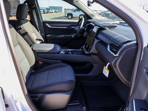 New 2026 GMC Acadia Elevation w/ LPO, Floor Liner Package FWD image 65