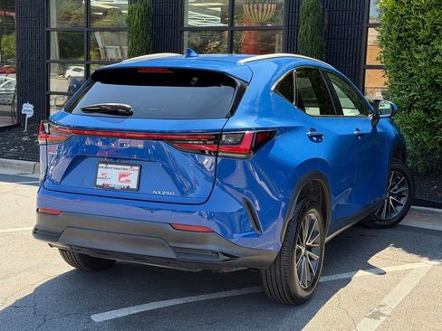 Used 2023 Lexus NX 250 FWD image 12
