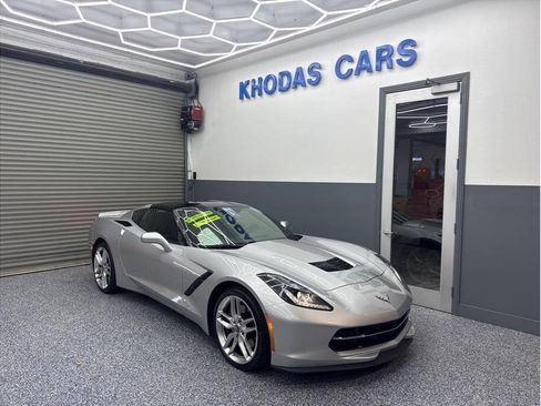 Used 2016 Chevrolet Corvette Stingray Coupe RWD image 6