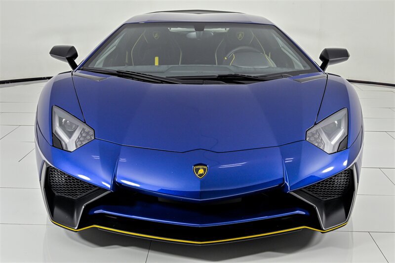 Used 2017 Lamborghini Aventador LP 750-4 Superveloce AWD/4WD image 8
