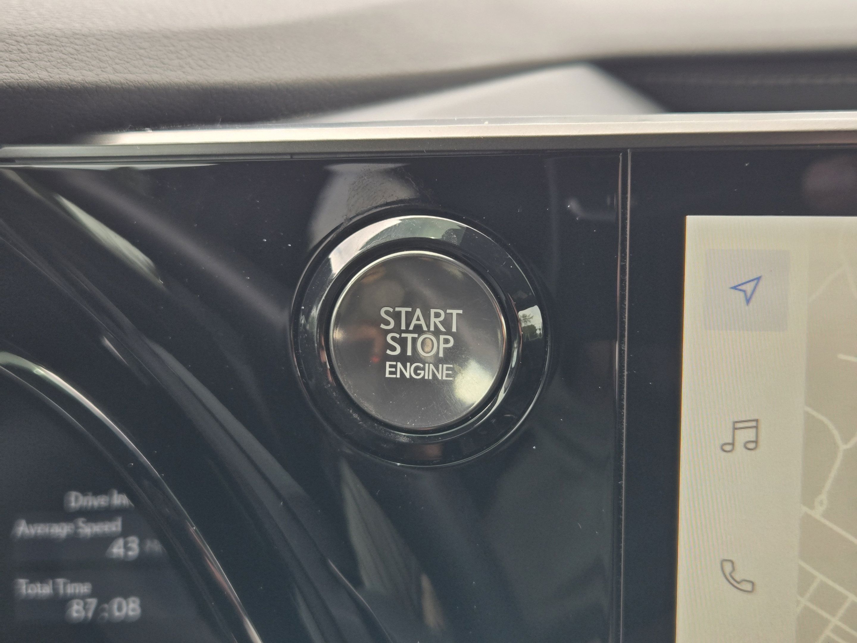 Used 2025 Lexus RX 350 FWD w/ Convenience Package image 19