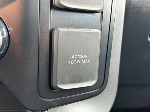 Used 2024 Ford F150 XLT w/ XLT Black Appearance Package RWD image 41