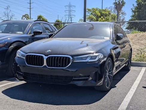 Used 2021 BMW 530i w/ Convenience Package image 7