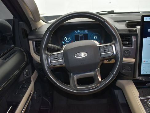 Used 2022 Ford Expedition Max Platinum image 31