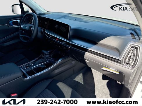 New 2026 Kia Sorento LX image 13