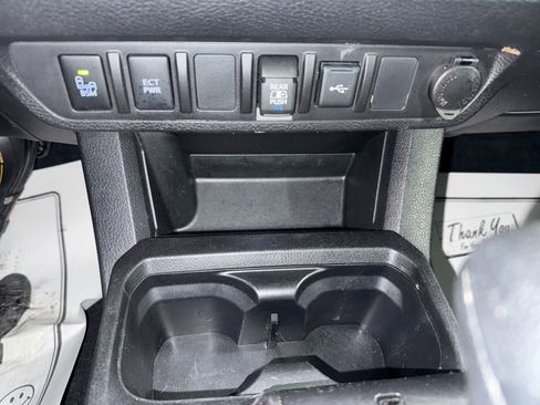 Used 2023 Toyota Tacoma SR5 w/ Technology Package image 23