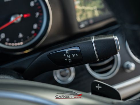 Used 2017 Mercedes-Benz E 300 4MATIC image 26