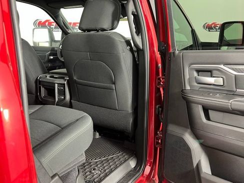 New 2026 RAM 3500 Big Horn AWD/4WD image 27