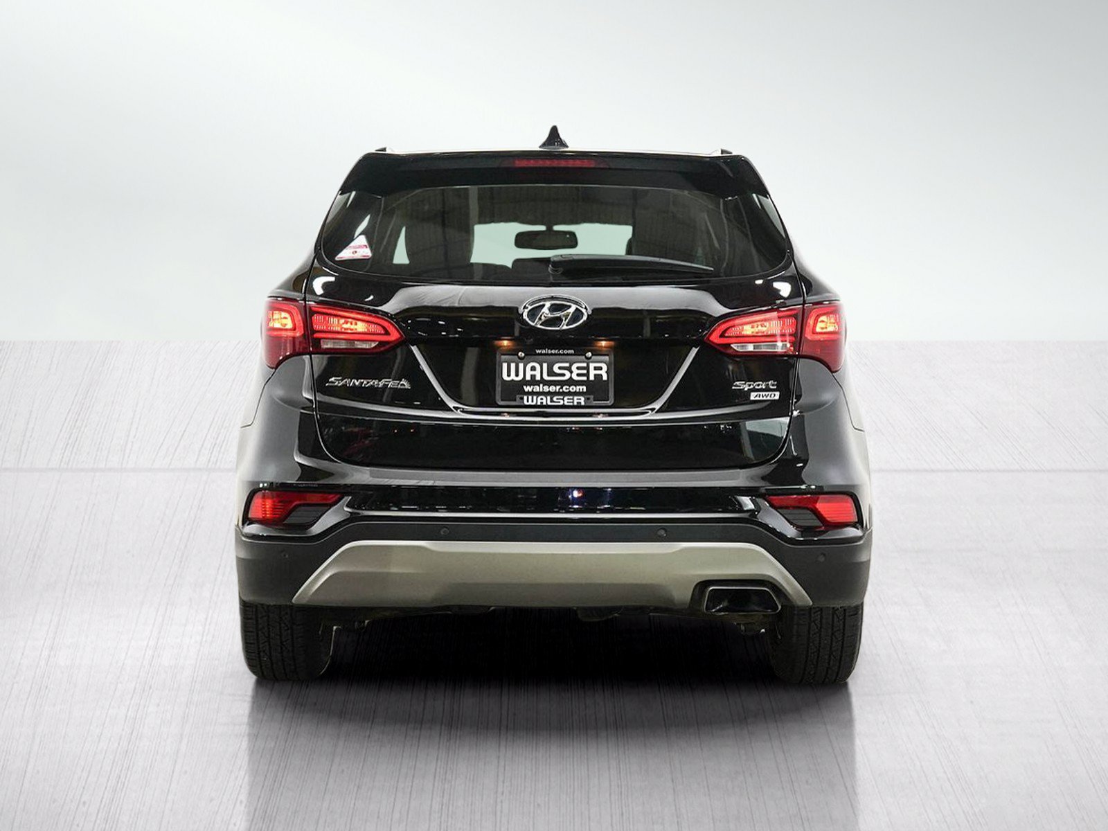 Used 2017 Hyundai Santa Fe Sport w/ 2.4L Tech Package 04 AWD/4WD image 4