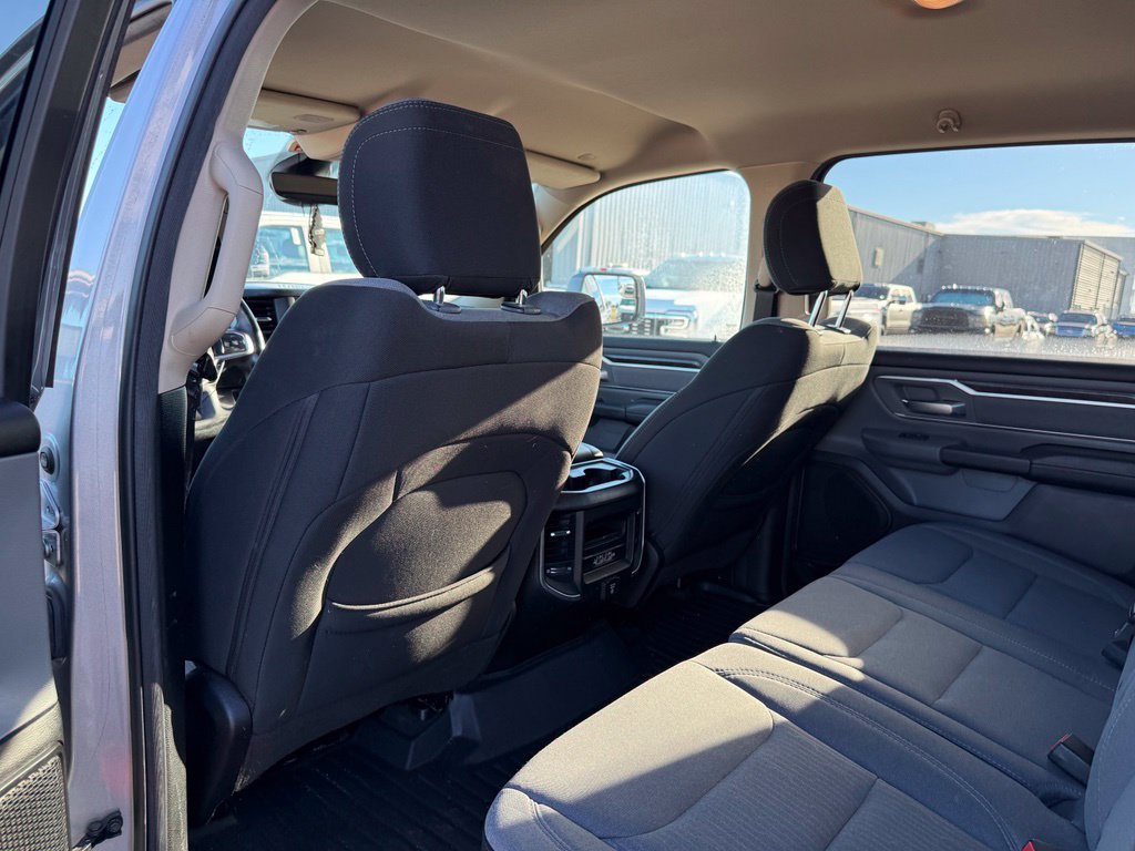Used 2020 RAM 1500 Big Horn AWD/4WD image 8