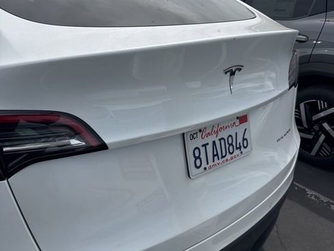 Used 2021 Tesla Model Y Long Range image 4