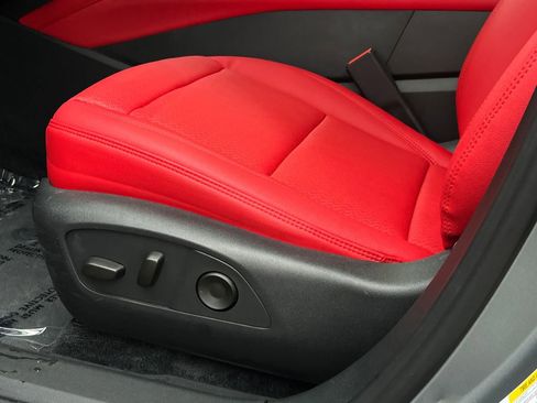 Used 2025 Chevrolet Blazer EV SS image 21