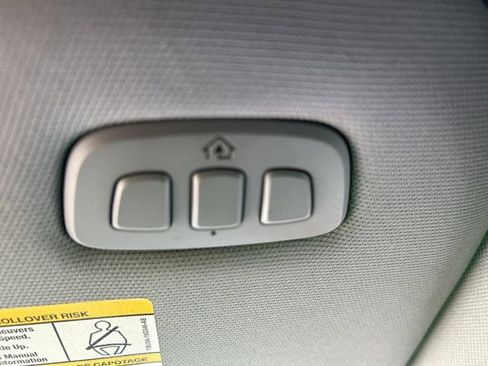 Used 2022 Ford F150 Lariat w/ Equipment Group 502A High image 27