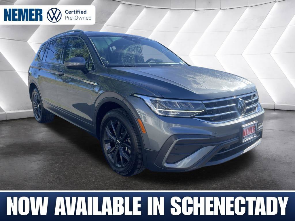 Certified 2024 Volkswagen Tiguan SE AWD/4WD image 8