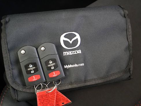 Used 2012 MAZDA MAZDA3 Touring FWD image 28