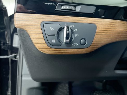 Used 2017 Audi Q7 2.0T Premium image 19