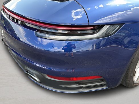 Used 2022 Porsche 911 Carrera RWD image 11