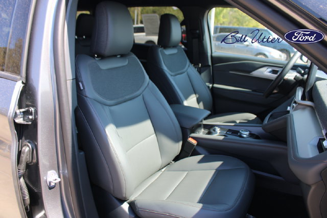 New 2027 Ford Explorer Active w/ Active Comfort Package RWD image 7