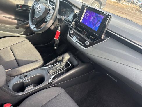 Used 2025 Toyota Corolla LE image 16