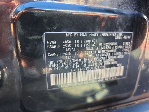 Used 2017 Subaru Outback 3.6R Touring AWD/4WD image 38